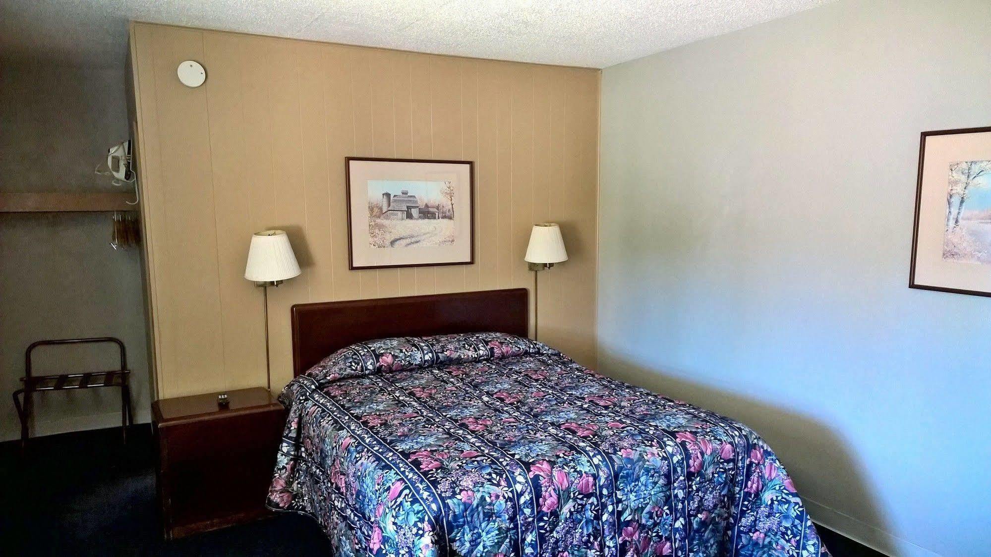 Executive Inn Marshalltown Екстериор снимка